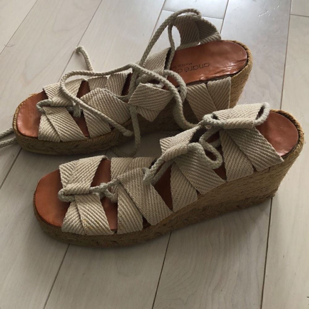 Andre Assous Women's Woven Fisherman Espadrilles Wedge Sandals Tan Size 7